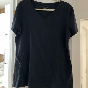 Amazon Vneck women’s t shirt size XL